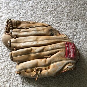 Rawlings Vintage Leather Baseball/Softball Glove RHT 8526 Robin Yount Sports
